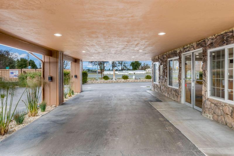 هتل Americas Best Value Inn Ukiah
