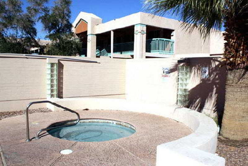 هتل Americas Best Value Inn Yuma Chilton Conference Center