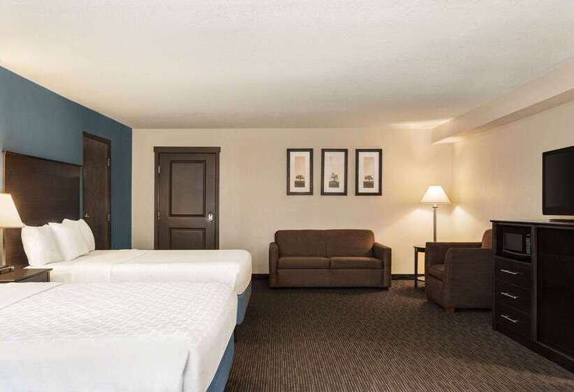 هتل Americinn By Wyndham La Crosse Riverfrontconference Center