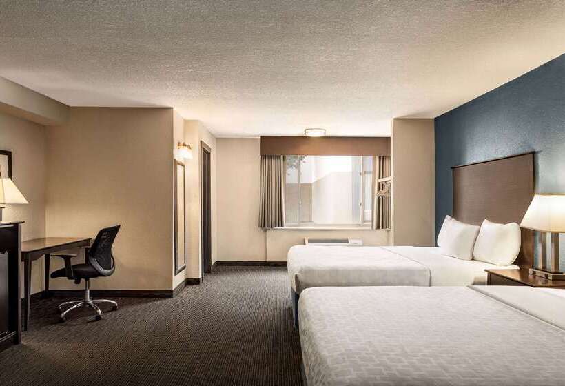 هتل Americinn By Wyndham La Crosse Riverfrontconference Center