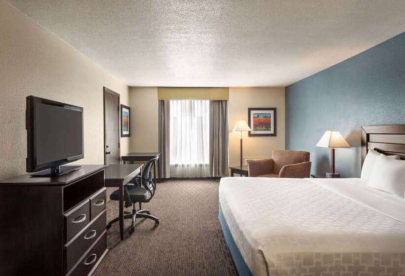 هتل Americinn By Wyndham La Crosse Riverfrontconference Center