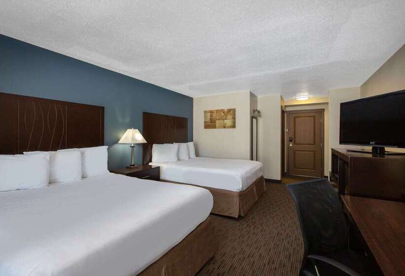 هتل Americinn By Wyndham La Crosse Riverfrontconference Center