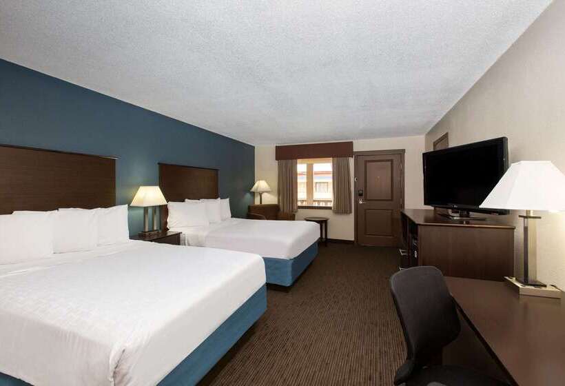 هتل Americinn By Wyndham La Crosse Riverfrontconference Center