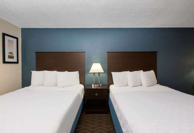 هتل Americinn By Wyndham La Crosse Riverfrontconference Center