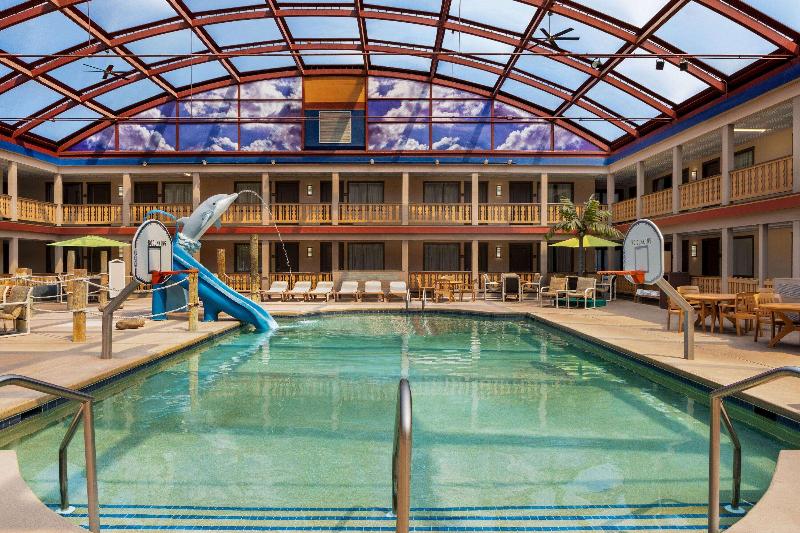 هتل Americinn By Wyndham La Crosse Riverfrontconference Center