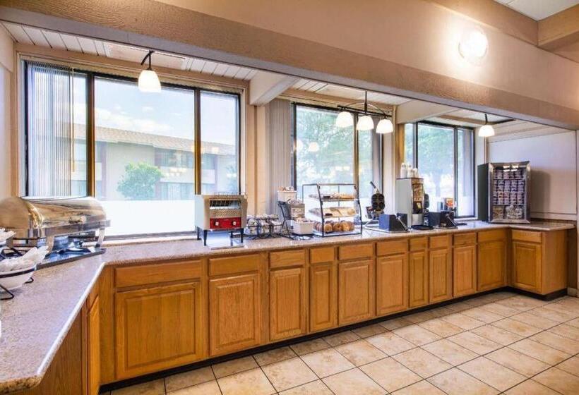 هتل Americinn By Wyndham La Crosse Riverfrontconference Center