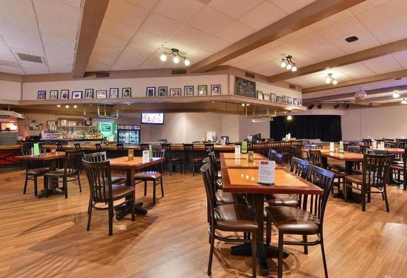 هتل Americinn By Wyndham La Crosse Riverfrontconference Center