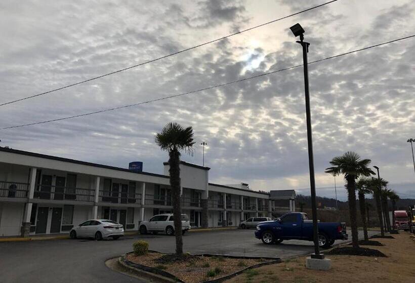 هتل Quality Inn