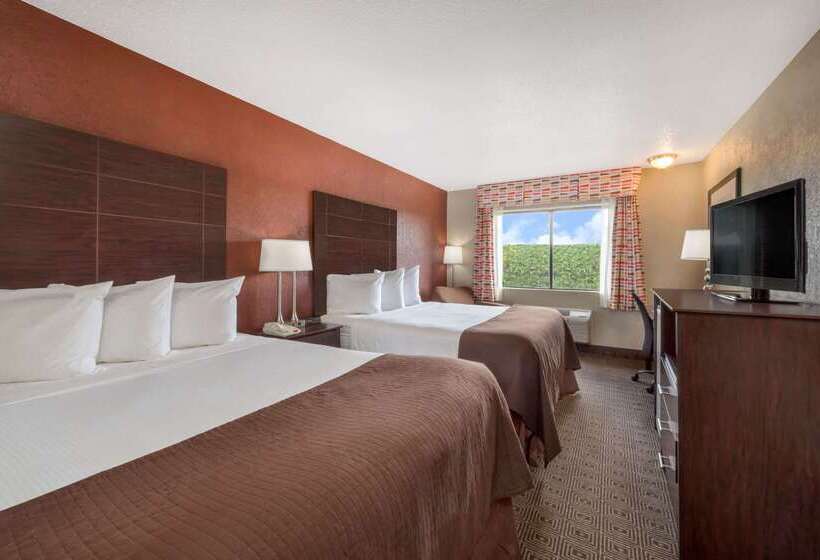 فندق Baymont By Wyndham Midland Airport