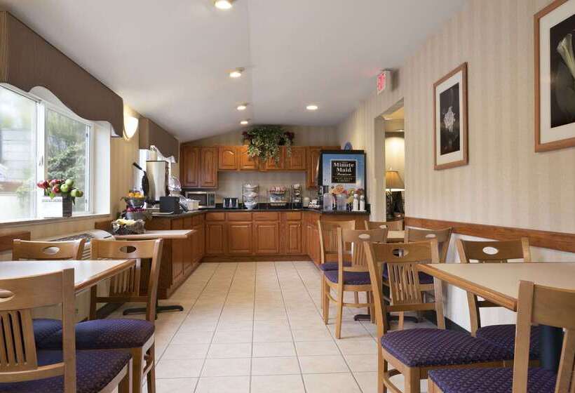 هتل Baymont By Wyndham Seattle/kirkland Wa