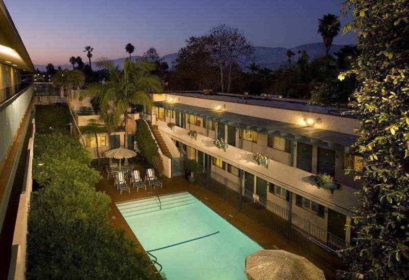 هتل Beachside Inn