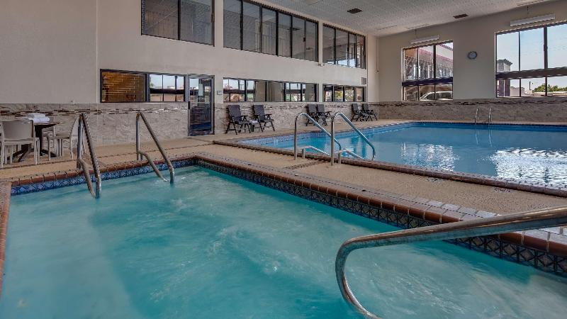 בית מלון כפרי Best Western Angus Inn