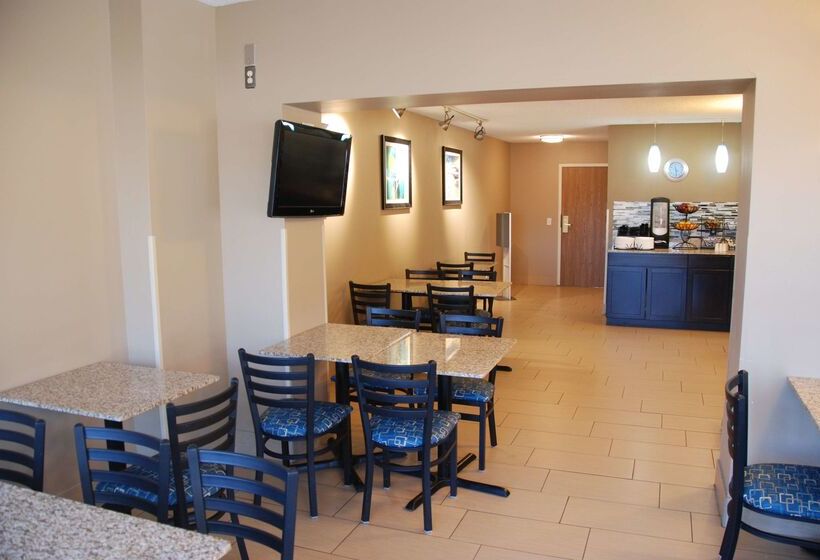 Отель Best Western Baraboo Inn