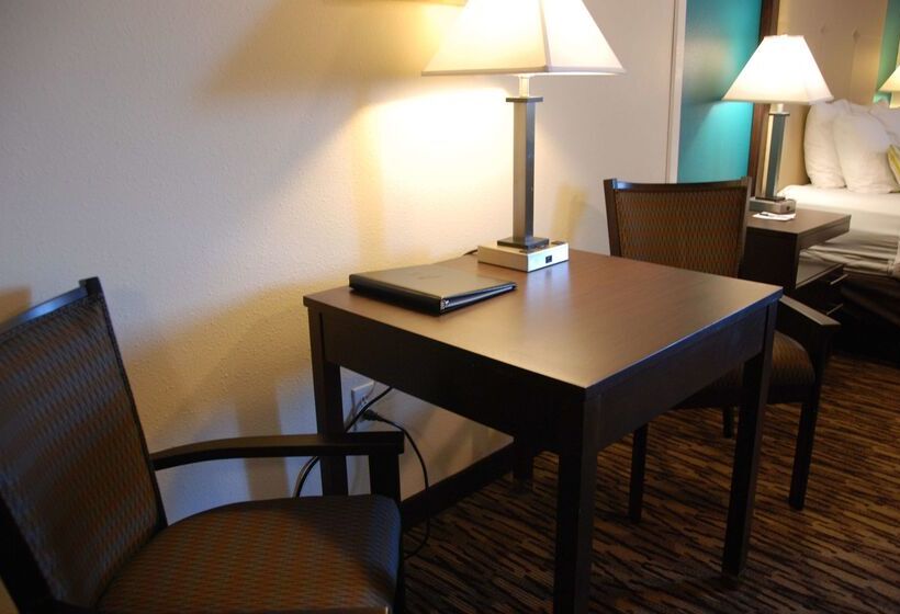 Отель Best Western Baraboo Inn