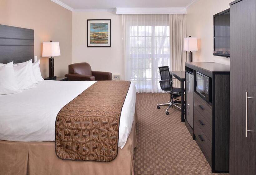 ホテル Best Western Capistrano Inn