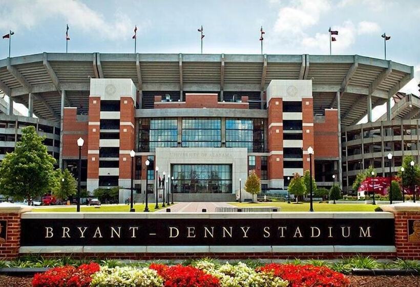 هتل Best Western Catalina Inn