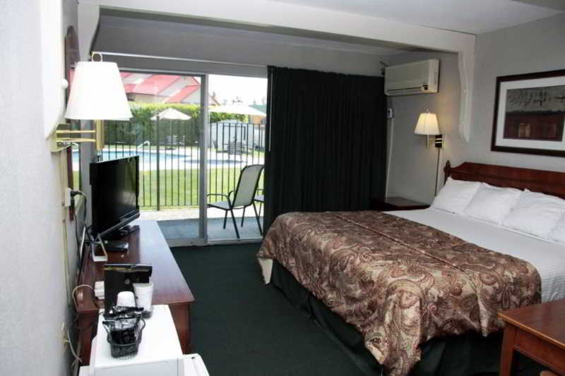 فندق Best Western College Way Inn