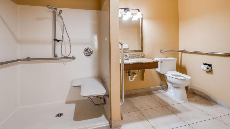 هتل Best Western Cottonwood Inn