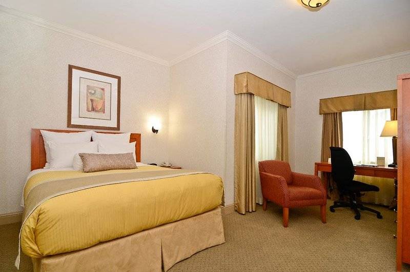 هتل Best Western De Anza Inn