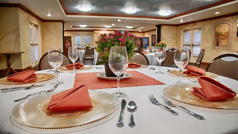 هتل Best Western Dry Creek Inn