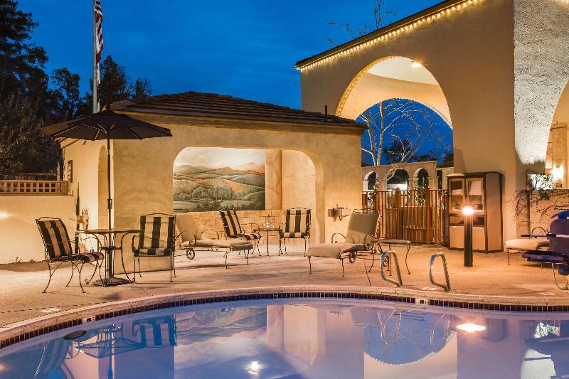 هتل Best Western Dry Creek Inn