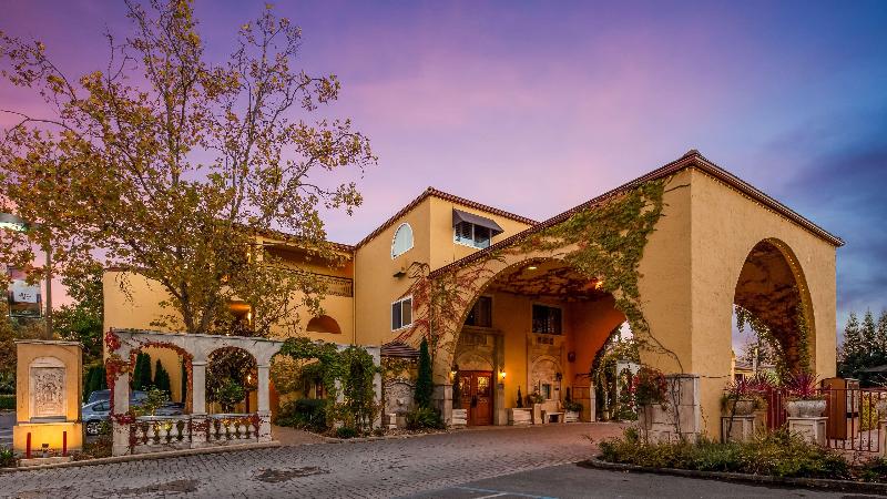 هتل Best Western Dry Creek Inn