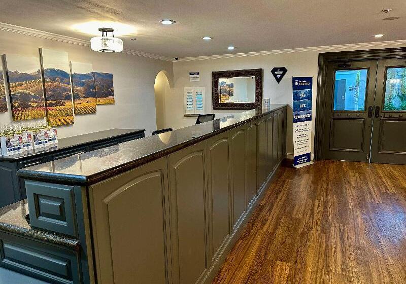 هتل Best Western Dry Creek Inn