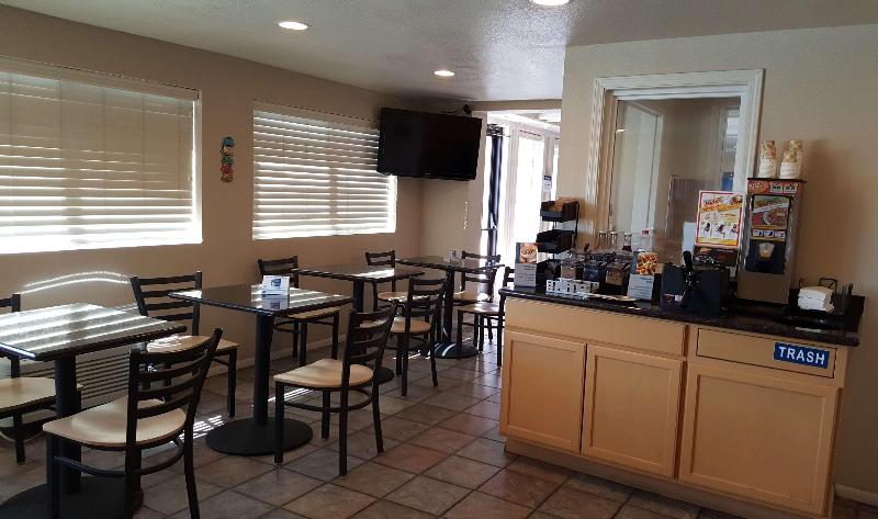 هتل Best Western El Rancho Palacio