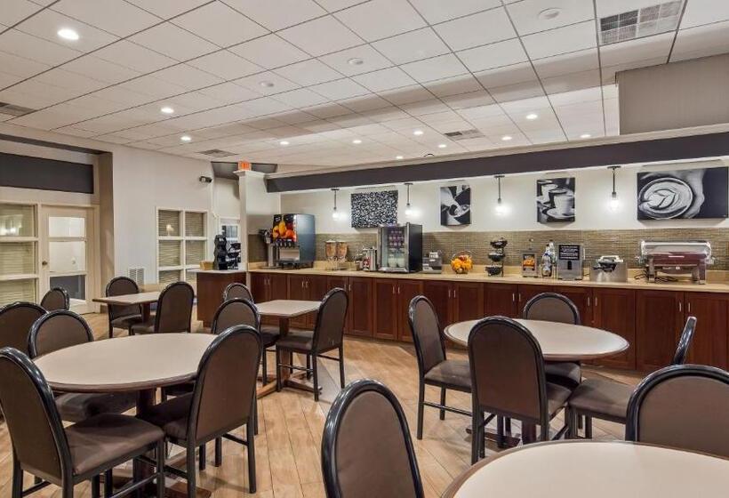 فندق Best Western Gateway Adirondack Inn