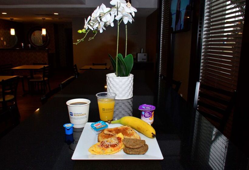هتل Best Western Inn Of Del Rio