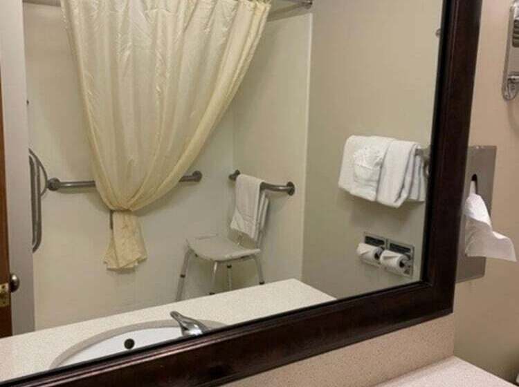 هتل Best Western Inn