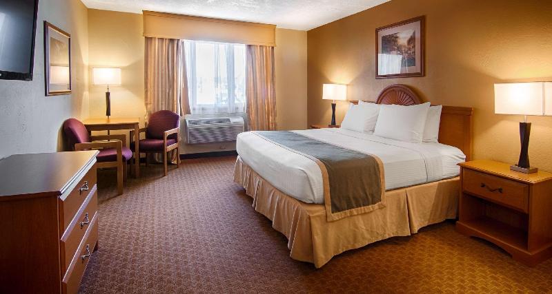 هتل Best Western Maritime Inn