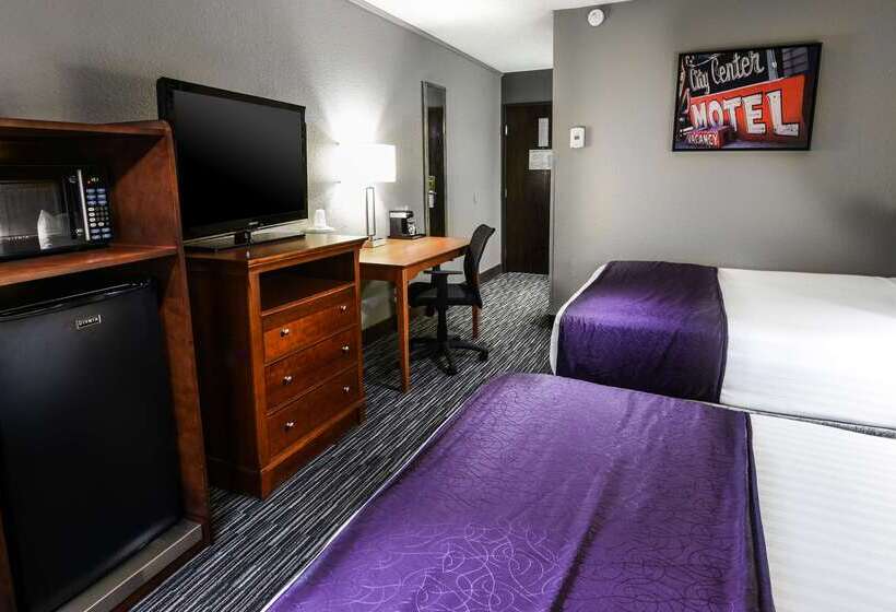 هتل Best Western Mccarran Inn