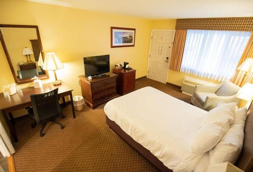 هتل Best Western Of Lake George