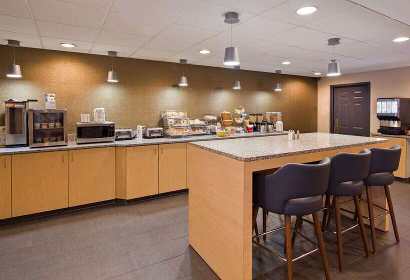 هتل Best Western On The Avenue