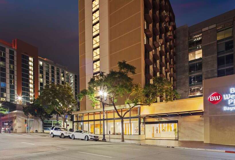 هتل Best Western Plus Bayside Inn