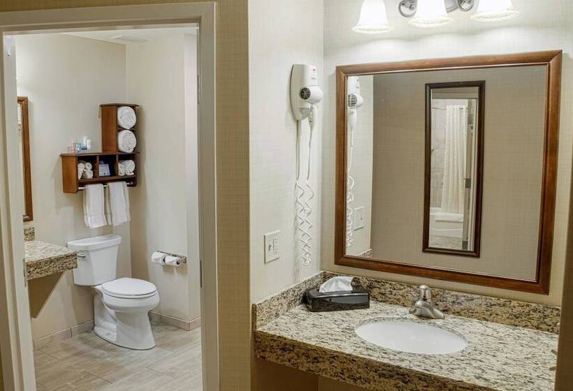 ホテル Best Western Plus Country Cupboard Inn