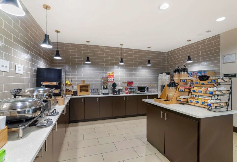 בית מלון כפרי Best Western Plus Denton Inn & Suites