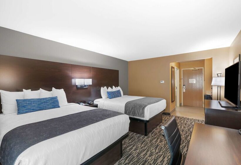 בית מלון כפרי Best Western Plus Denton Inn & Suites