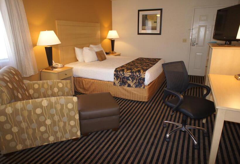 هتل Best Western Plus Executive Inn & Suites
