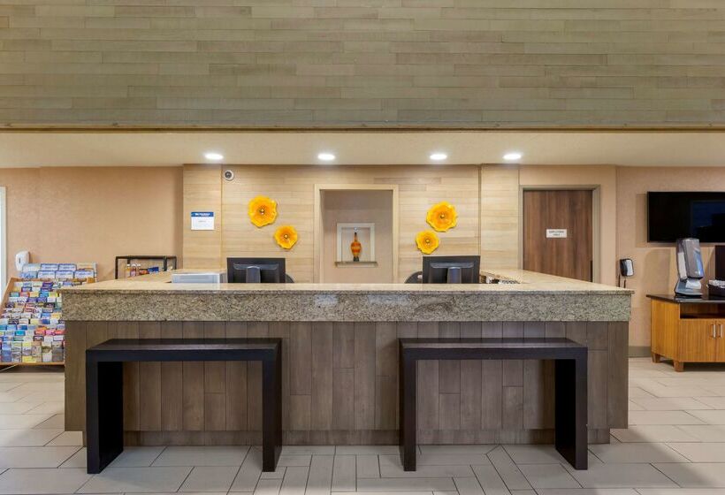 Best Western Plus Oak Harbor Hotel And Conference Center