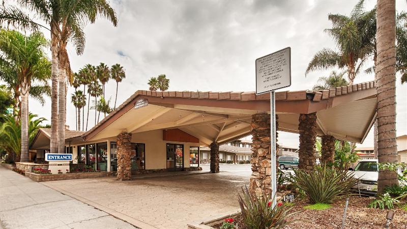 هتل Best Western At Ventura Pier
