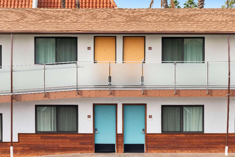 هتل Best Western At Ventura Pier