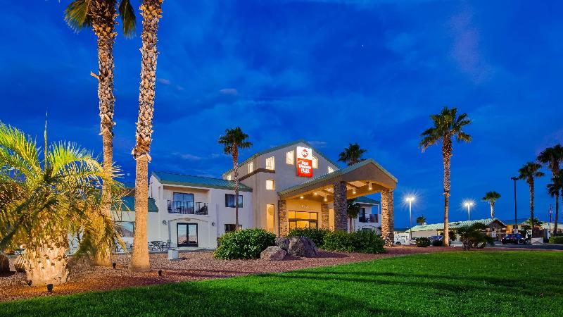 هتل Best Western Plus Kings Inn And Suites
