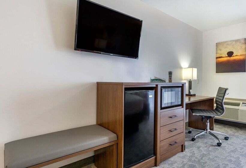 فندق Best Western Plus Lake Front