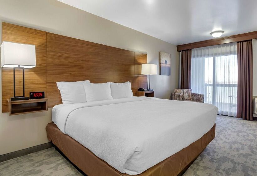 فندق Best Western Plus Lake Front