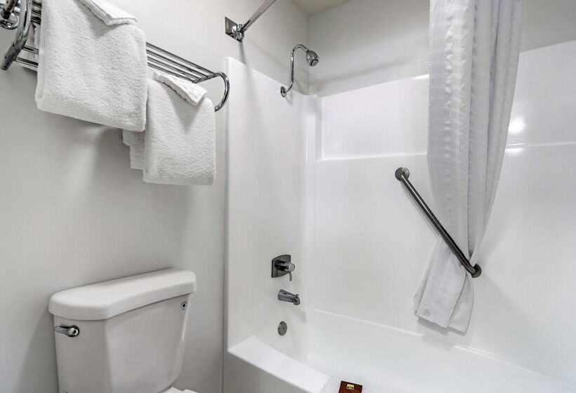 فندق Best Western Plus Lake Front