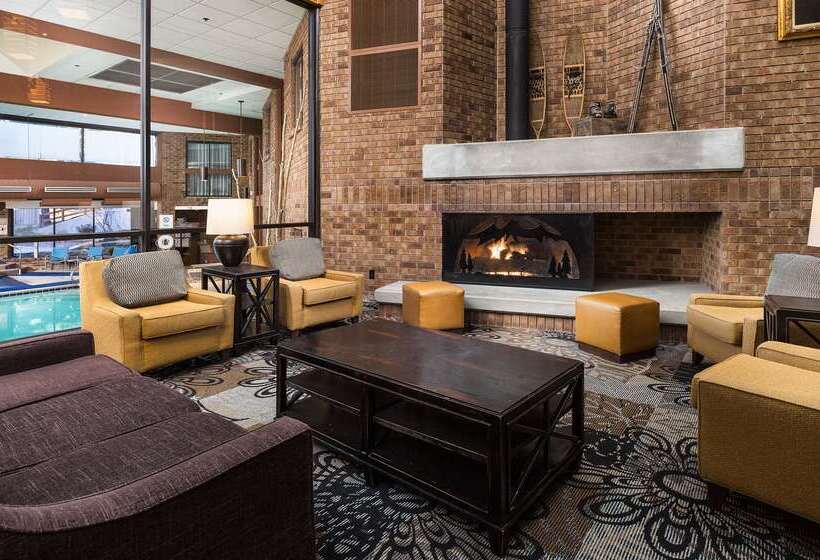 هتل Best Western Plus Landmark Inn