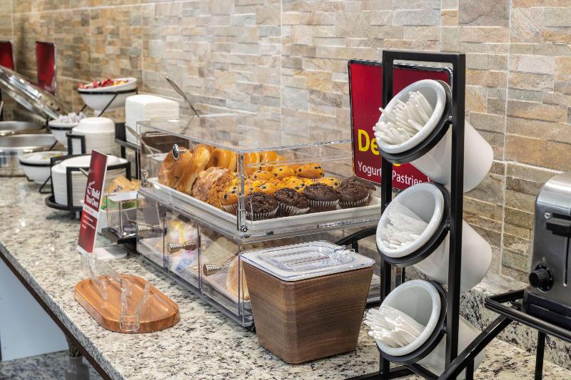 هتل Best Western Plus Raleigh Crabtree Valley