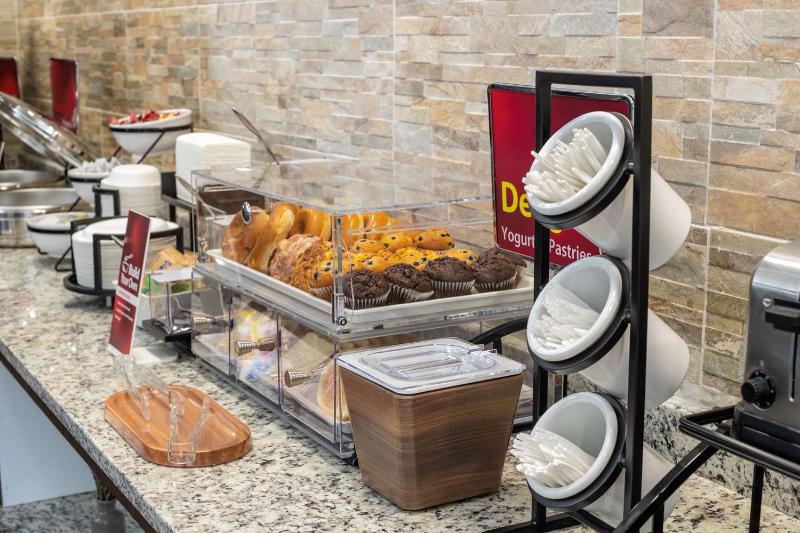 هتل Best Western Plus Raleigh Crabtree Valley